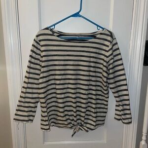 Old Navy Cream and Navy Striped Long Sleeve Top Women’s Size Large